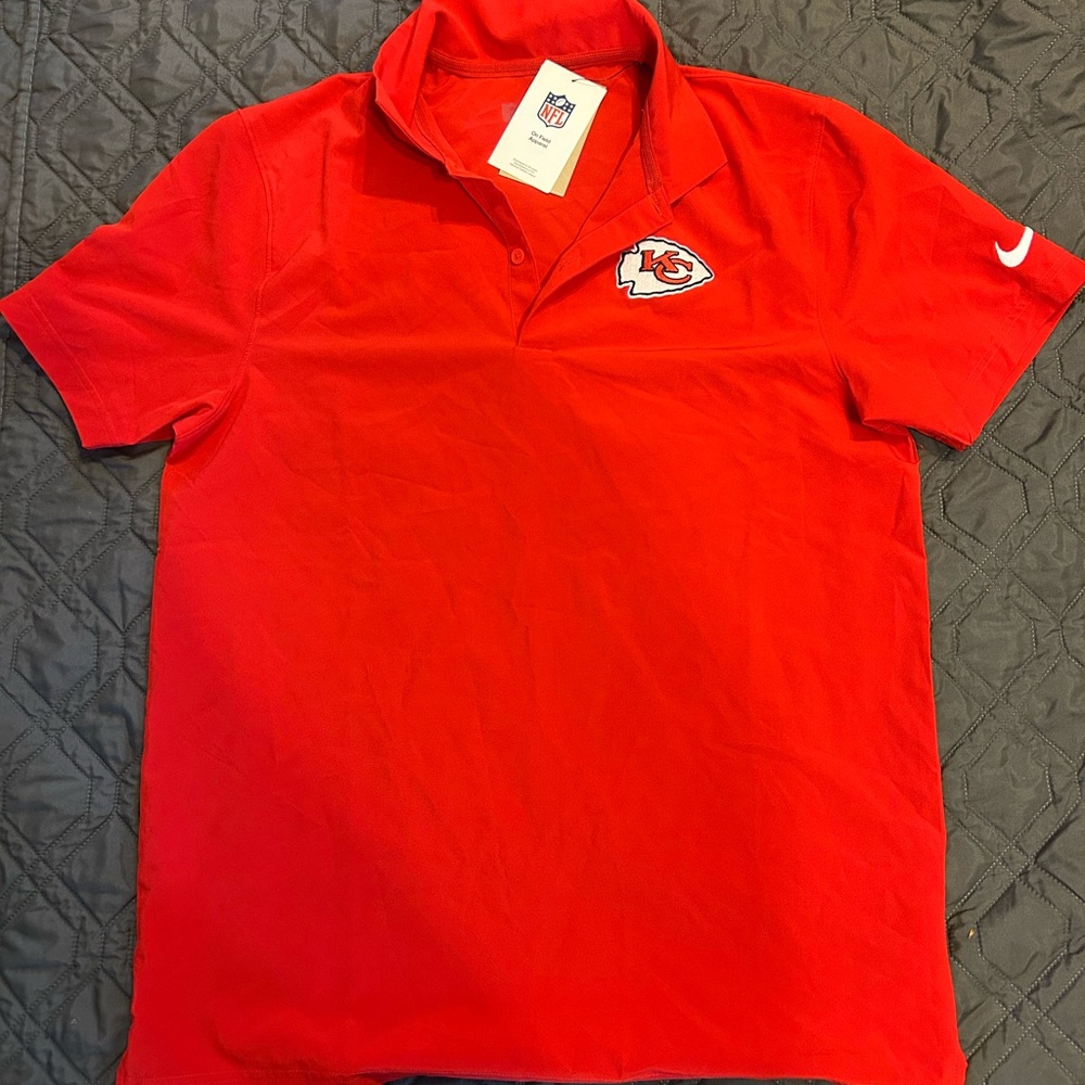 Kansas City Chiefs City Pride Sideline
Men's Nike Dri-FIT NFL Polo